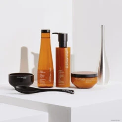 Shampooing Urban Moisture Shu Uemura 300ML 9 Shampooing Urban Moisture Shu Uemura 300ML -Produits Capillaires shampooing urban moisture shu uemura 300ml 3